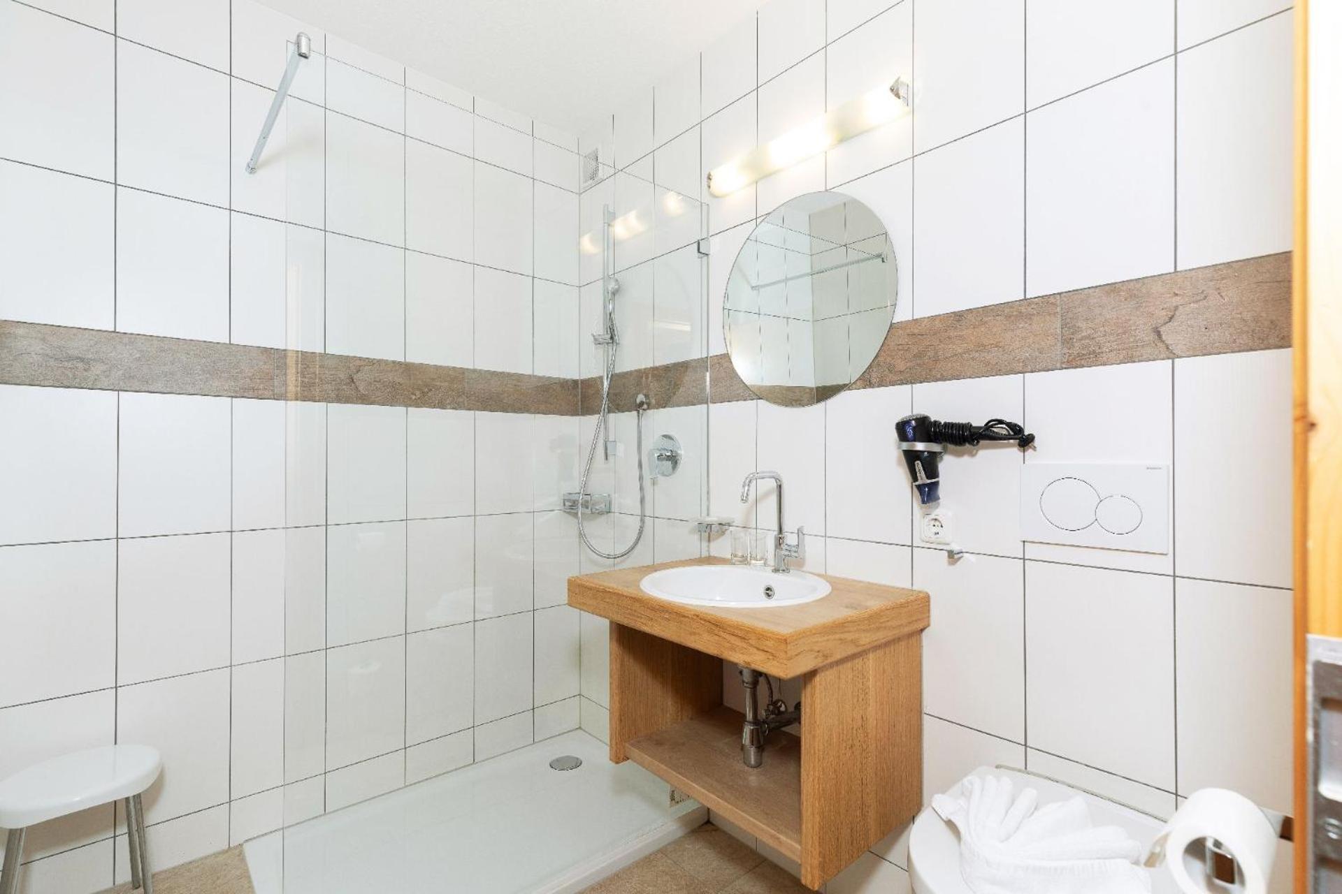 באד גויסרן Appartement Predigstuhlblick Mit Indoorpool Und Sauna מראה חיצוני תמונה